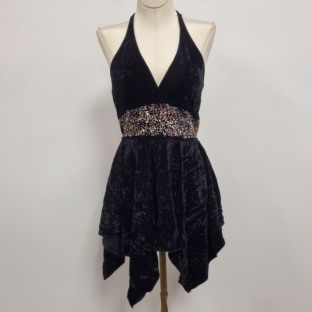 De More Womens Crushed Velvet Asymmetric Beaded Fairy Grunge Witchy Top Size L‎